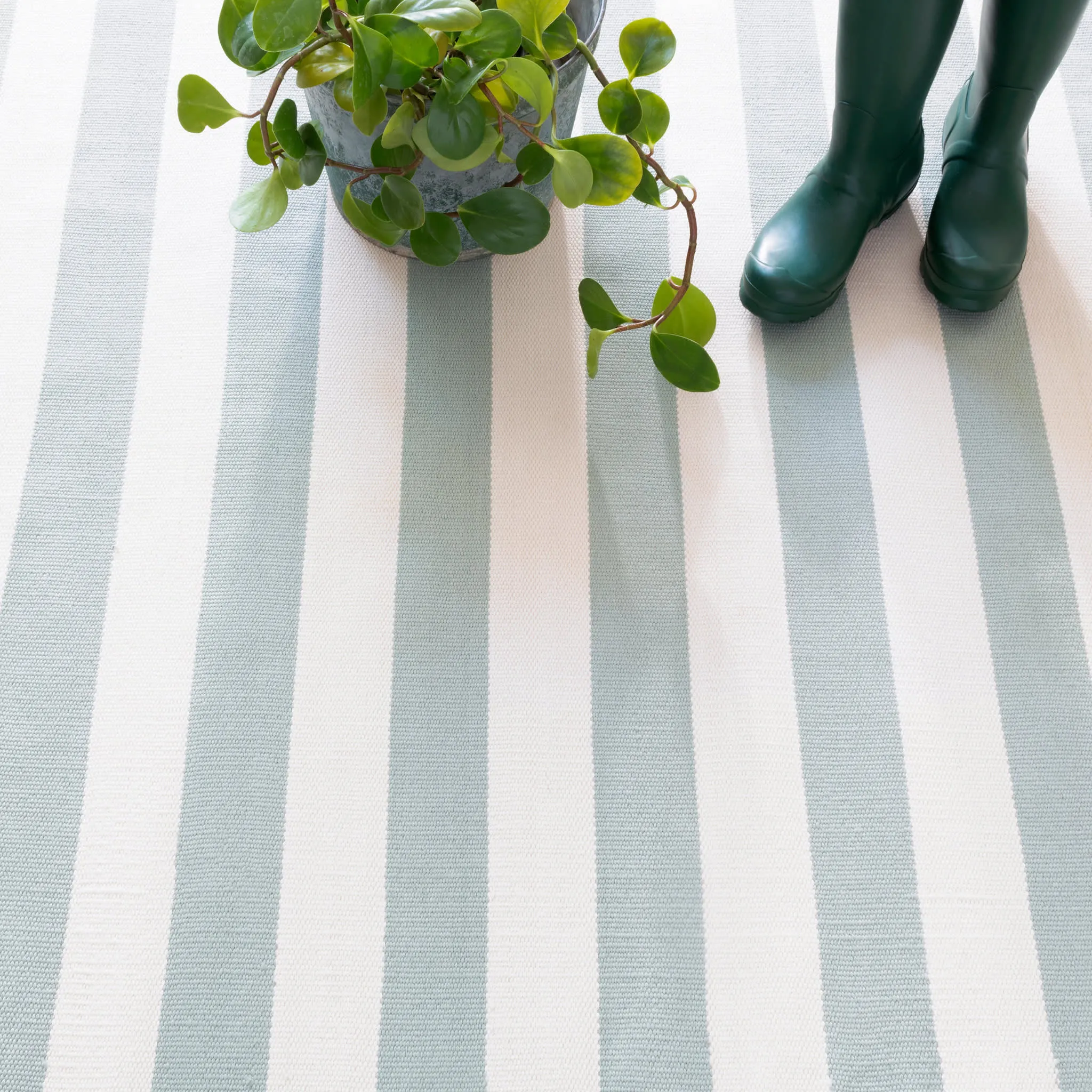 Catamaran Stripe Light Blue/Ivory Handwoven Indoor/Outdoor Rug Swatch