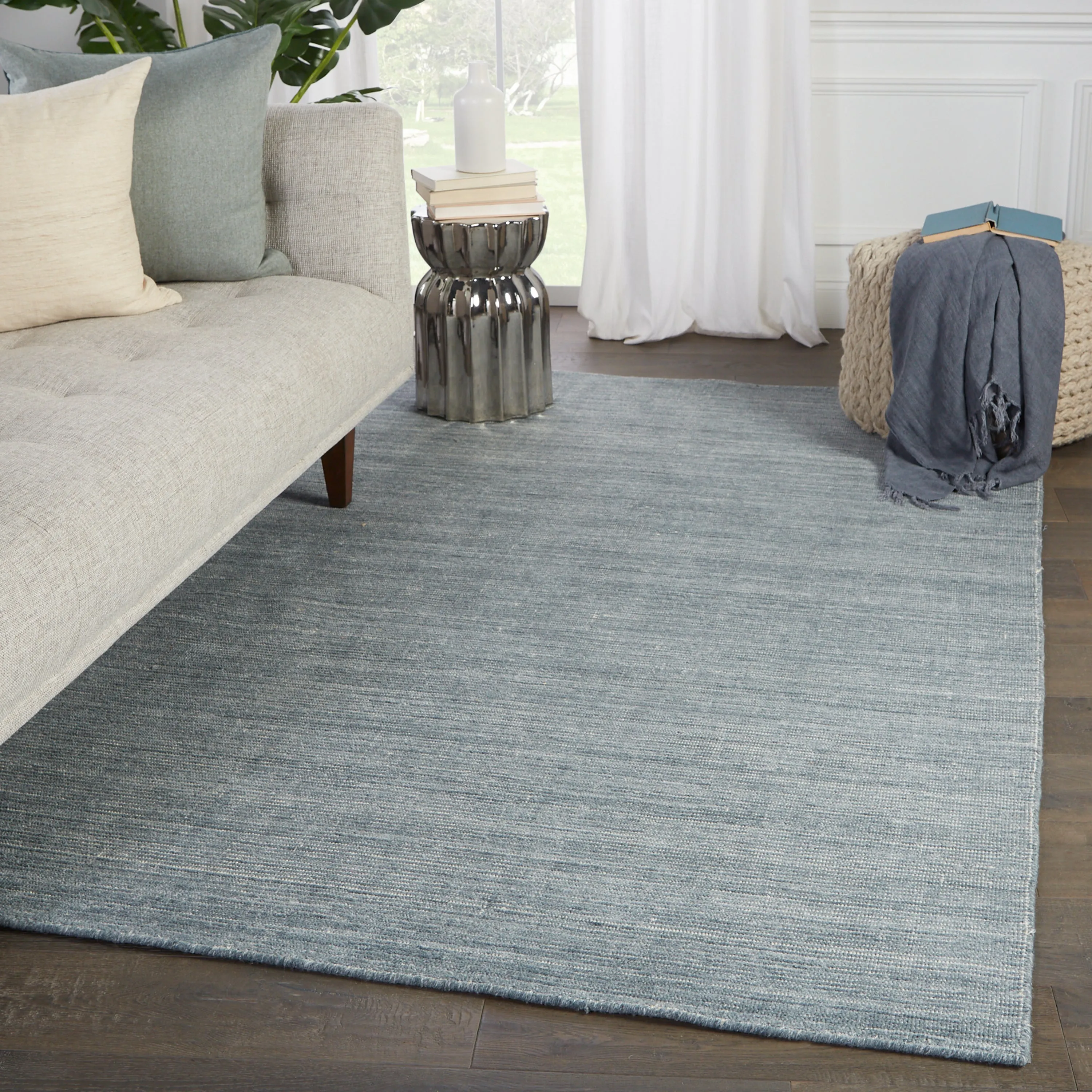 Jaipur Living Brevin Danan Handmade Indoor/ Outdoor Solid Blue/ Gray Area Rug