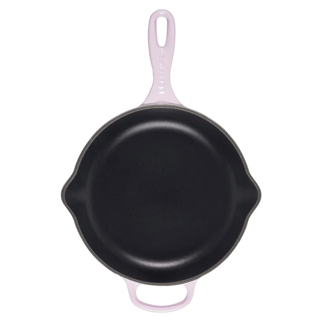 Le Creuset 9″ Signature Cast Iron Handle Skillet