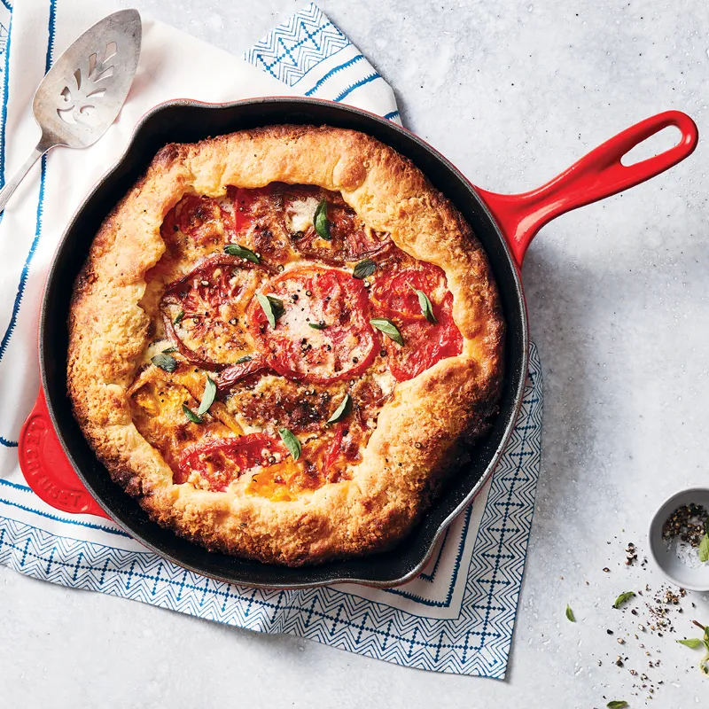 Le Creuset 9" Classic Skillet