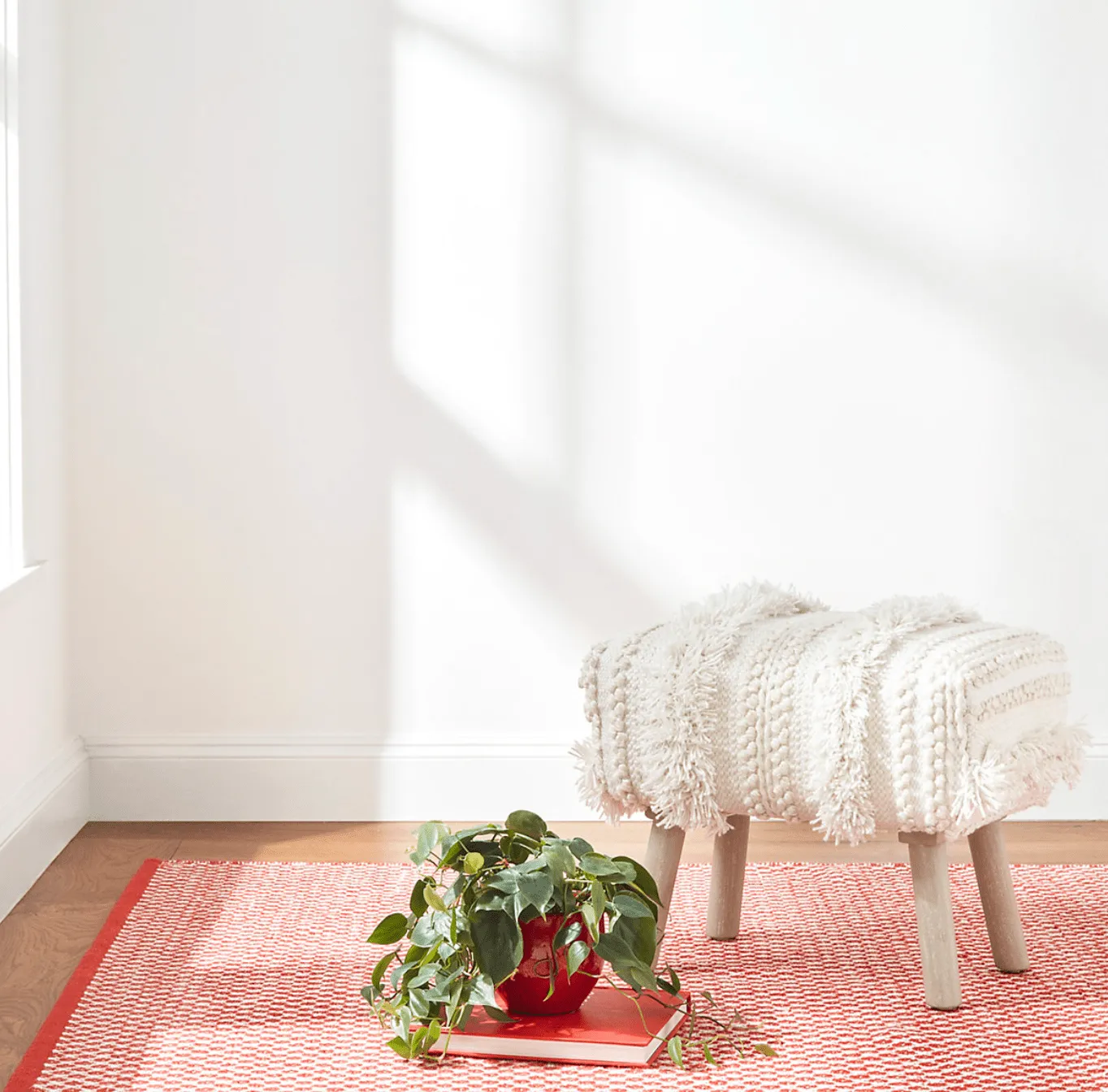 Mainsail Handwoven Indoor/Outdoor Rug - Red