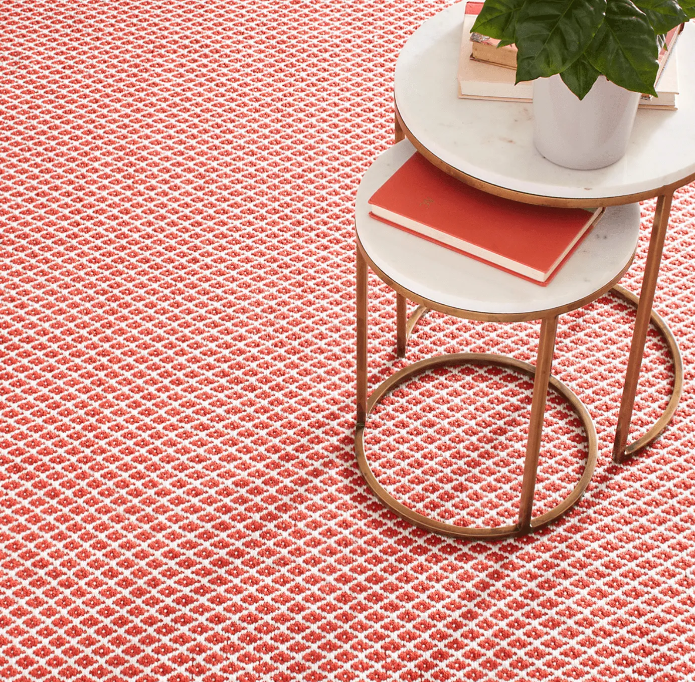 Mainsail Handwoven Indoor/Outdoor Rug - Red